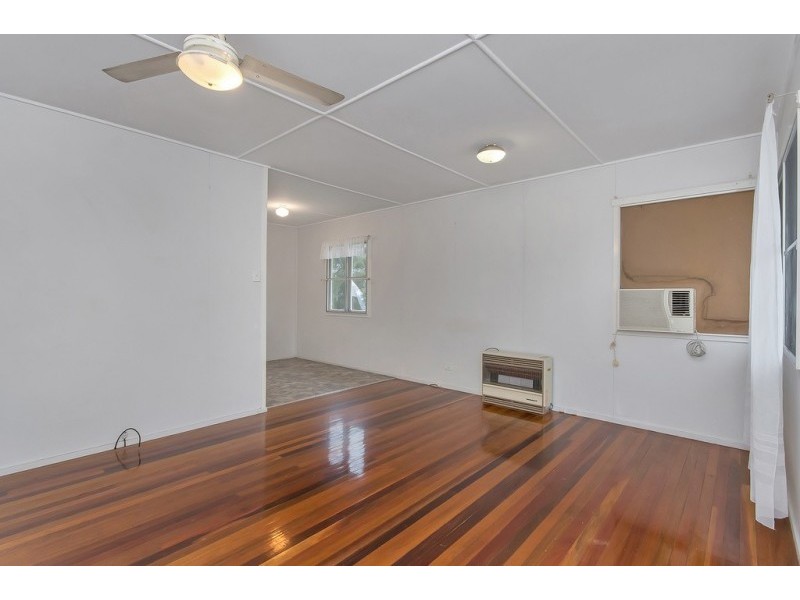 5 Maenporth Street, Leichhardt QLD 4305