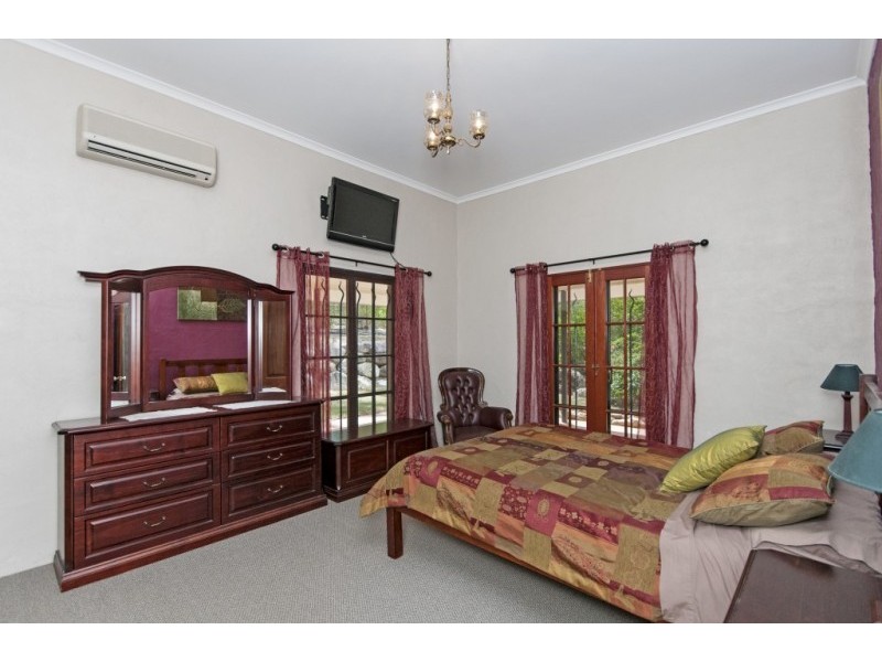 51 McInnes Road, Ironbark QLD 4306
