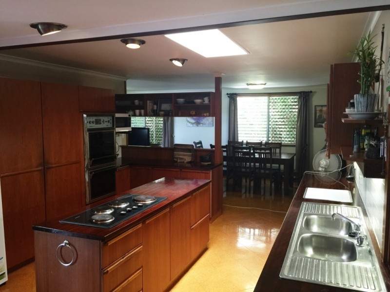 35 Edwards Street, Flinders View QLD 4305