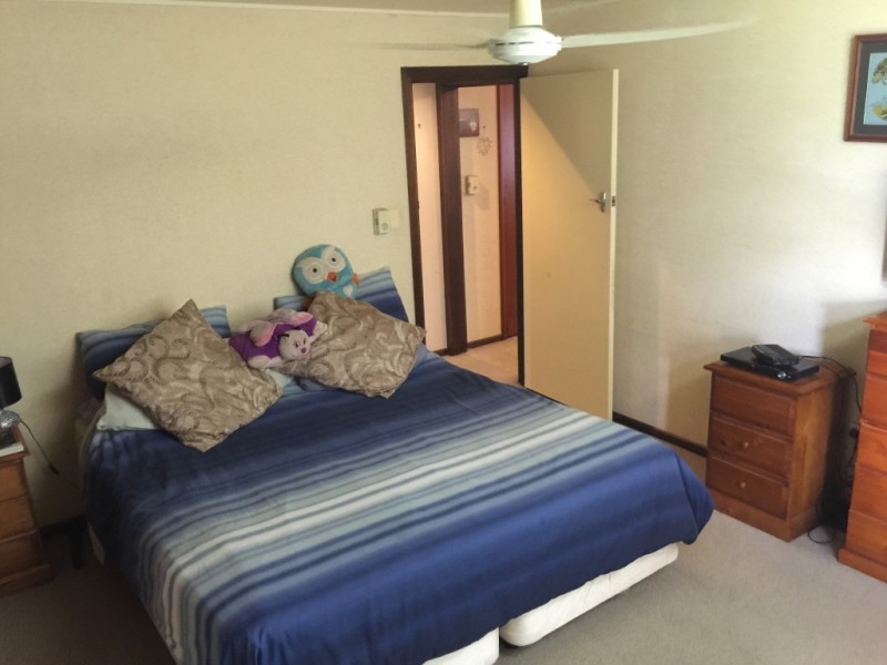 35 Edwards Street, Flinders View QLD 4305