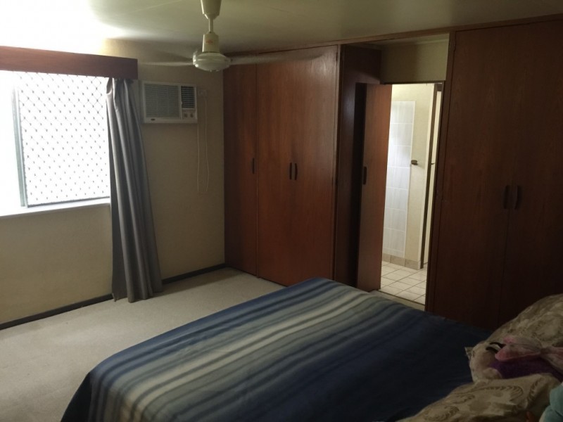 35 Edwards Street, Flinders View QLD 4305