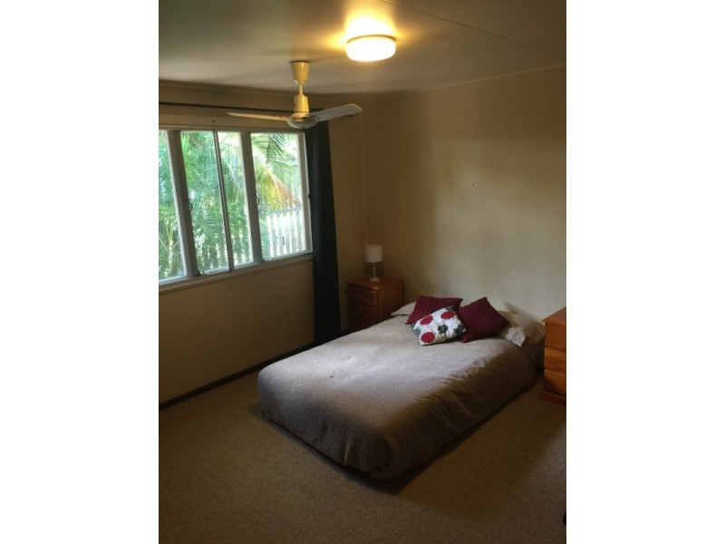 35 Edwards Street, Flinders View QLD 4305