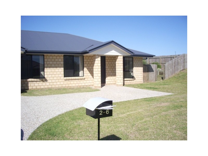 2/6 Aloe Street, Yamanto QLD 4305
