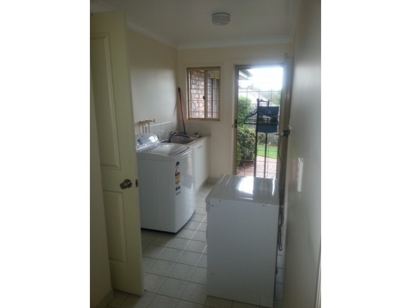 9 Yew Street, Yamanto QLD 4305