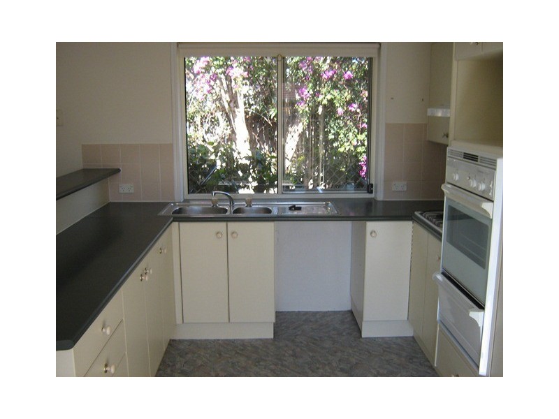 12 Willowtree Drive, Flinders View QLD 4305