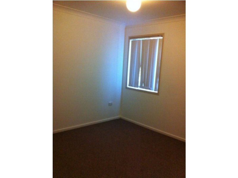 2 Morris Street, Flinders View QLD 4305