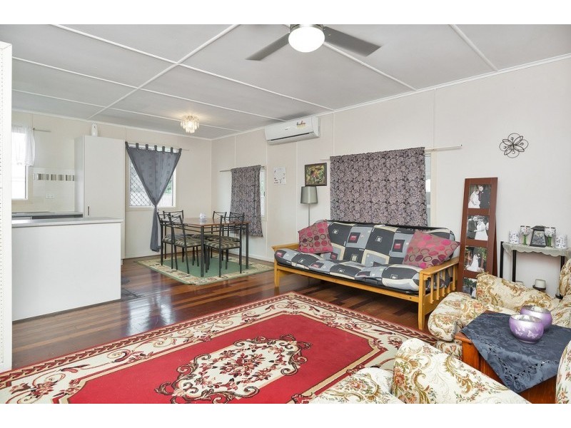 7 Edgar Street, Eastern Heights QLD 4305