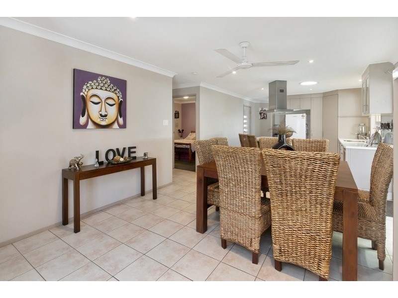 310 Whitehill Road, Flinders View QLD 4305