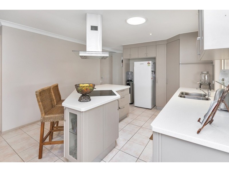 310 Whitehill Road, Flinders View QLD 4305