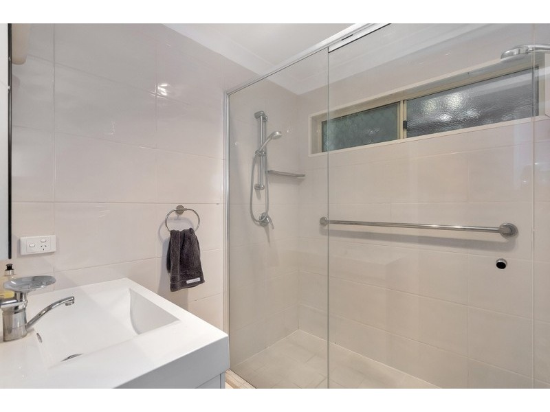 310 Whitehill Road, Flinders View QLD 4305