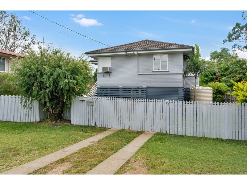 5 Maenporth Street, Leichhardt QLD 4305