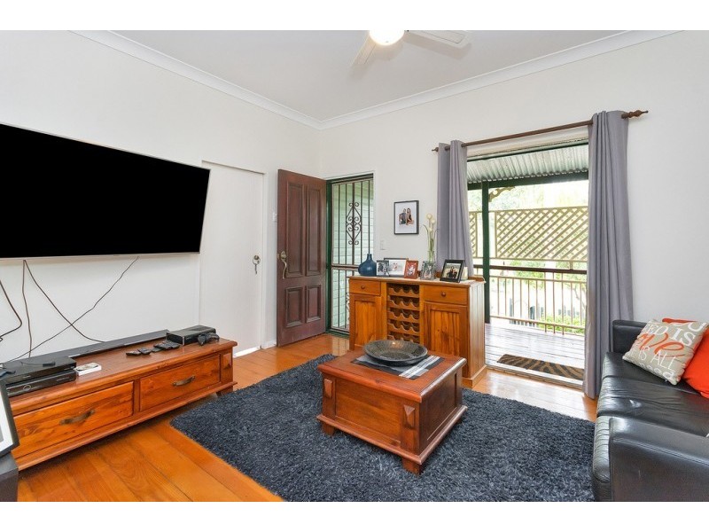 12 Cyprus Street, North Ipswich QLD 4305