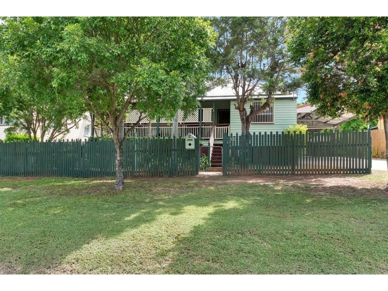 12 Cyprus Street, North Ipswich QLD 4305