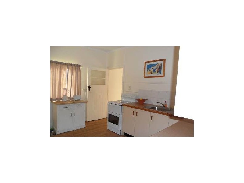 136 Glebe Road, Booval QLD 4304