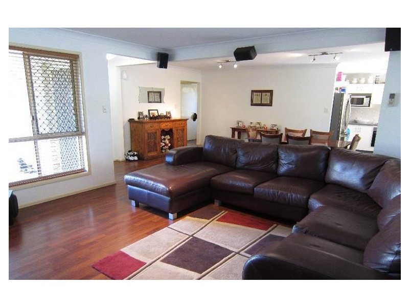 10 Arabian Close, Yamanto QLD 4305