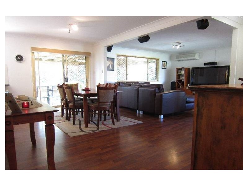 10 Arabian Close, Yamanto QLD 4305