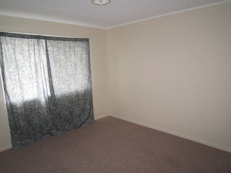 101 Robertson Road, Raceview QLD 4305