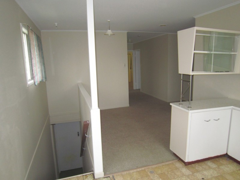 101 Robertson Road, Raceview QLD 4305