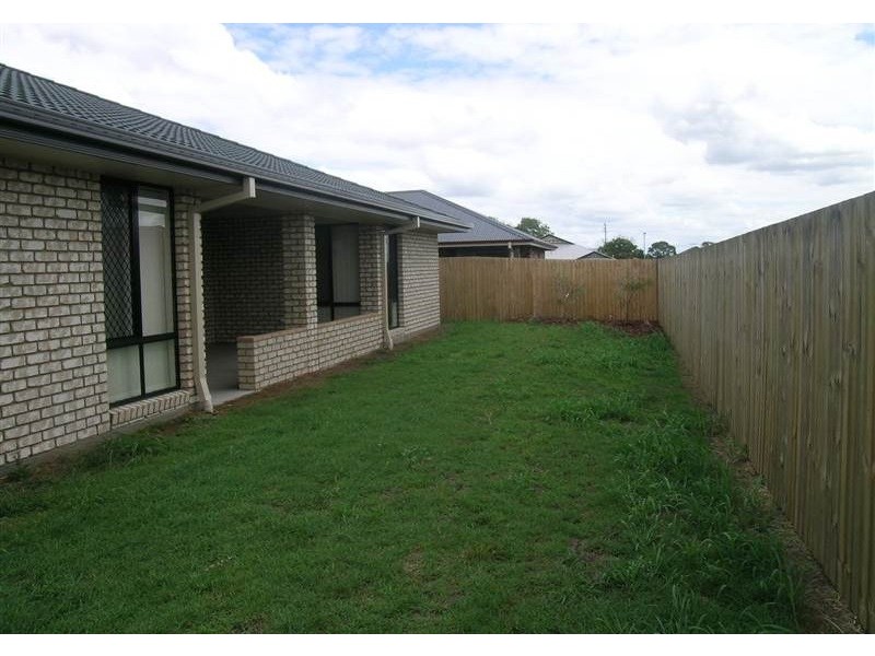 6 Willow Close, Raceview QLD 4305