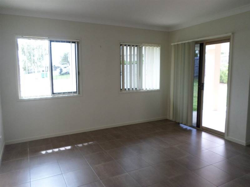 13 Spotted Gum Crescent, Flinders View QLD 4305