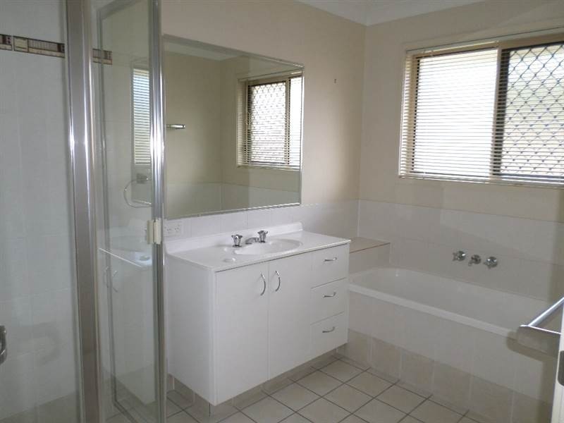 3 Mastwood Court, Brassall QLD 4305