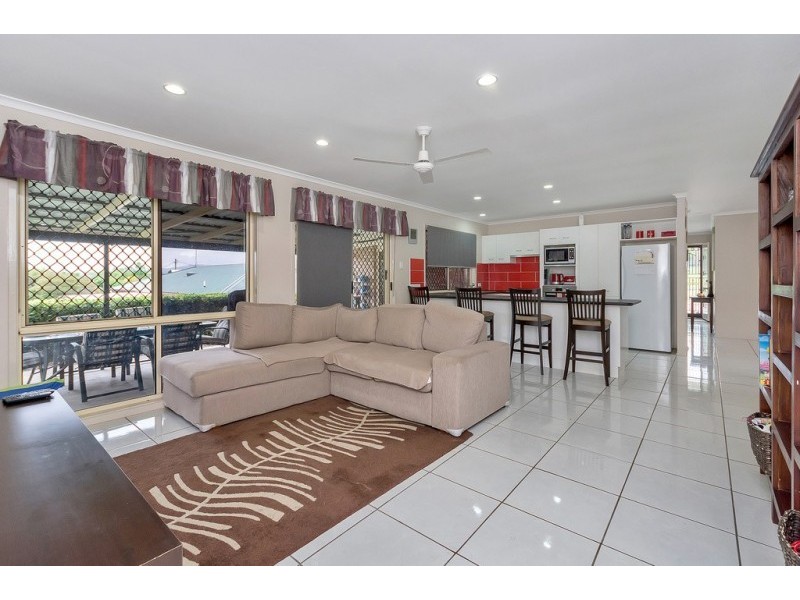 10 Creedy Street, Rosewood QLD 4340