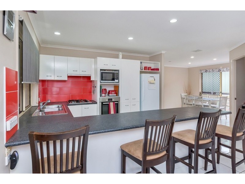 10 Creedy Street, Rosewood QLD 4340