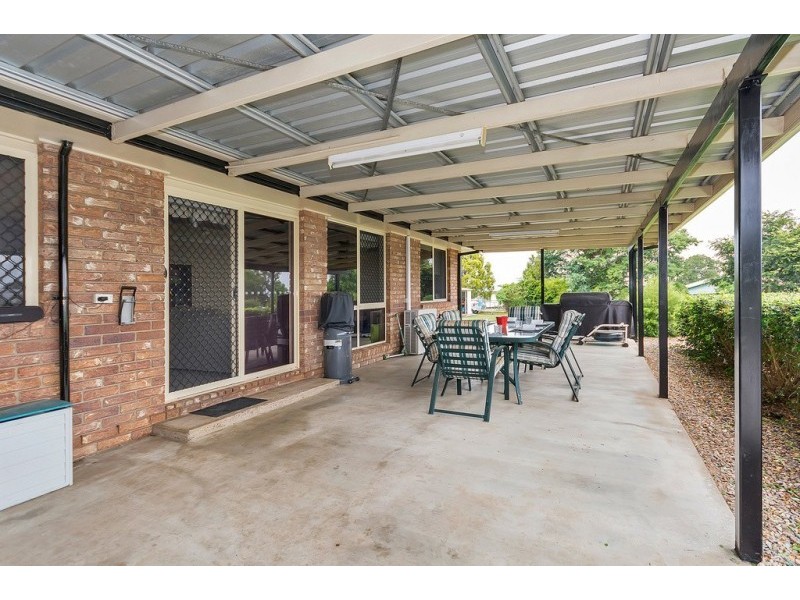 10 Creedy Street, Rosewood QLD 4340