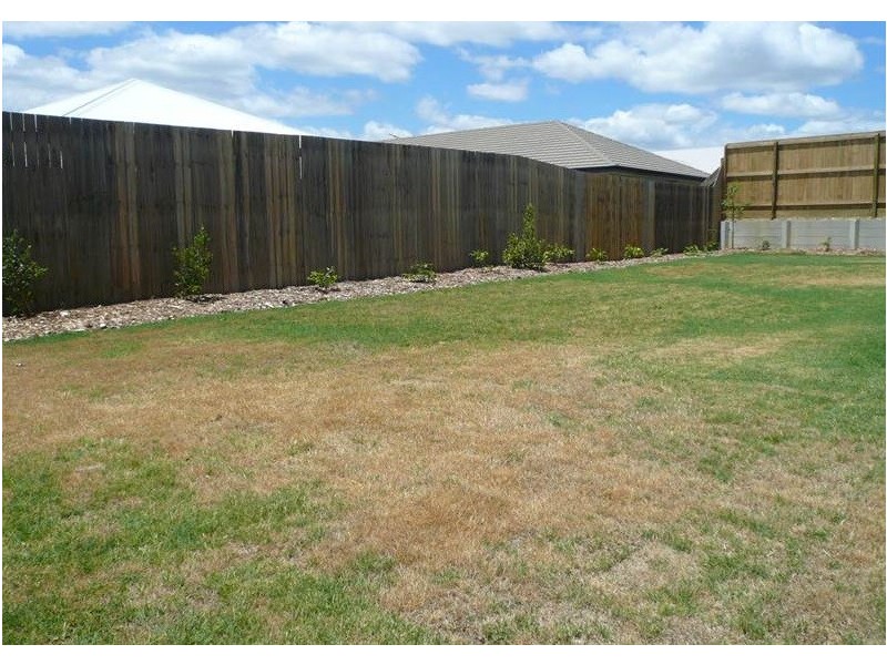 46 Willowtree Drive, Flinders View QLD 4305