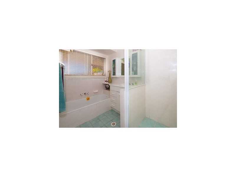 3 Wallace Street, Flinders View QLD 4305