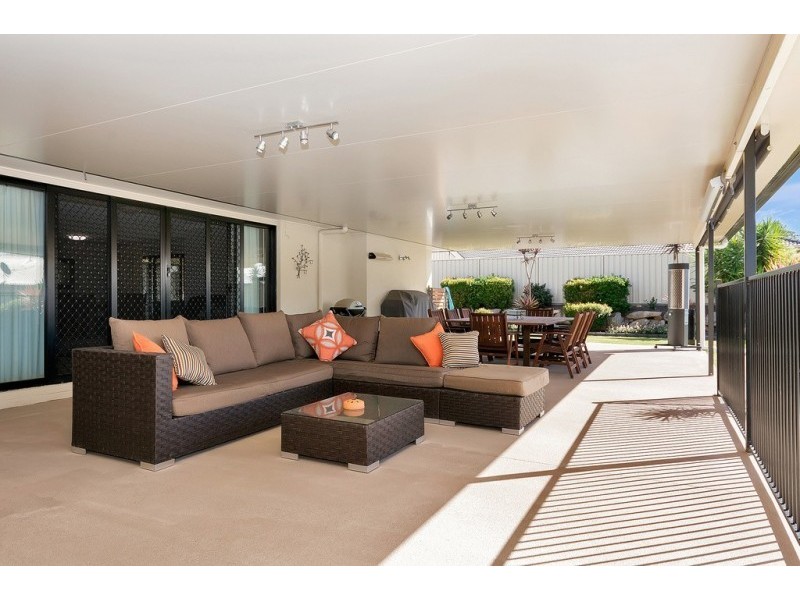 2 Piccadilly Court, Deebing Heights QLD 4306