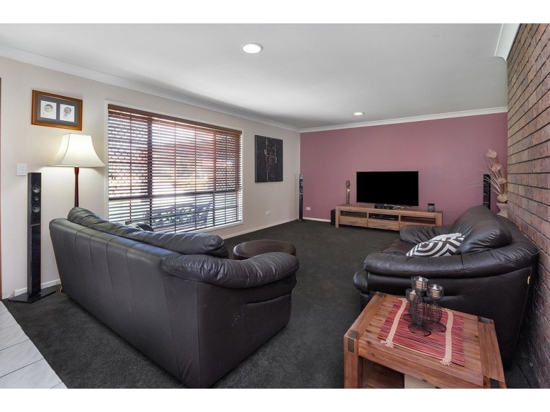 62 Equestrian Drive, Yamanto QLD 4305