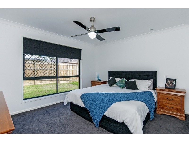 13 Spey Close, Deebing Heights QLD 4306