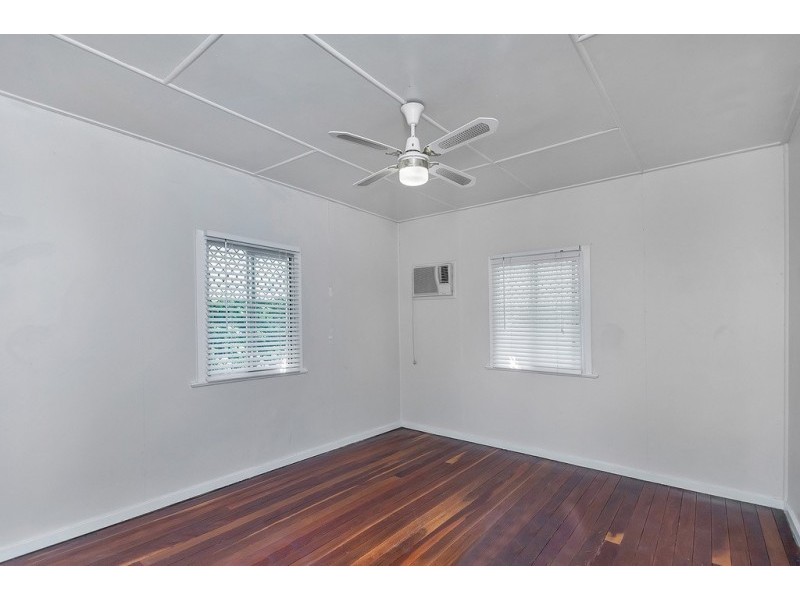 5 Adam Street, Bundamba QLD 4304