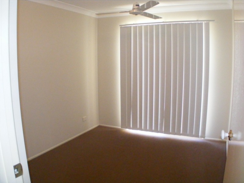 21 Dianthus Place, Flinders View QLD 4305