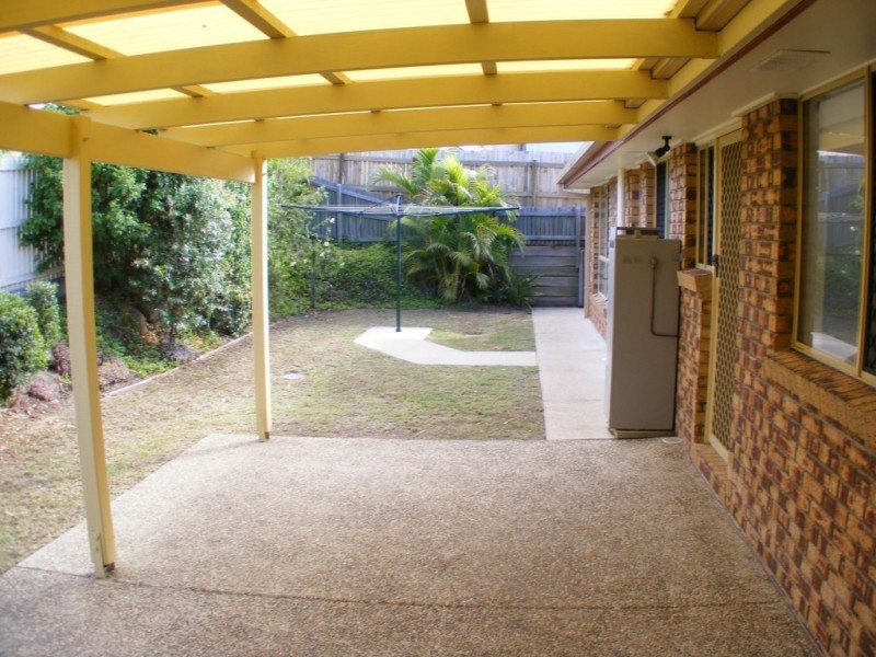 21 Dianthus Place, Flinders View QLD 4305