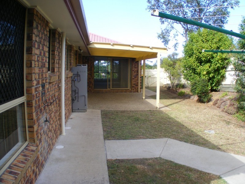 21 Dianthus Place, Flinders View QLD 4305