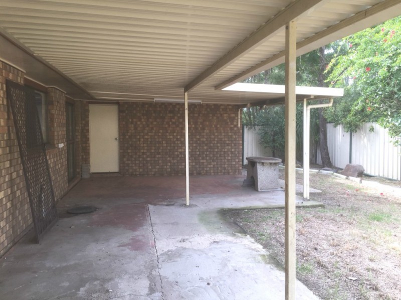 1 Midland Street, Yamanto QLD 4305