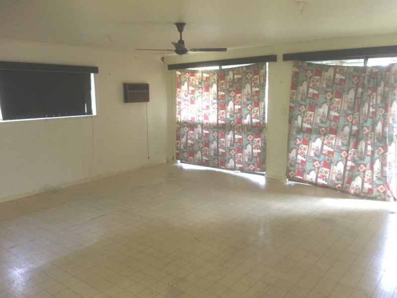 1 Midland Street, Yamanto QLD 4305