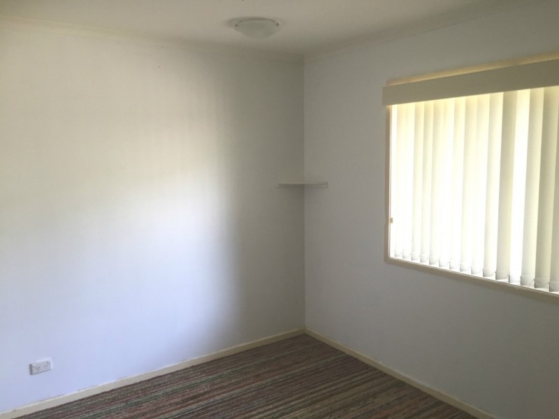 1 Midland Street, Yamanto QLD 4305