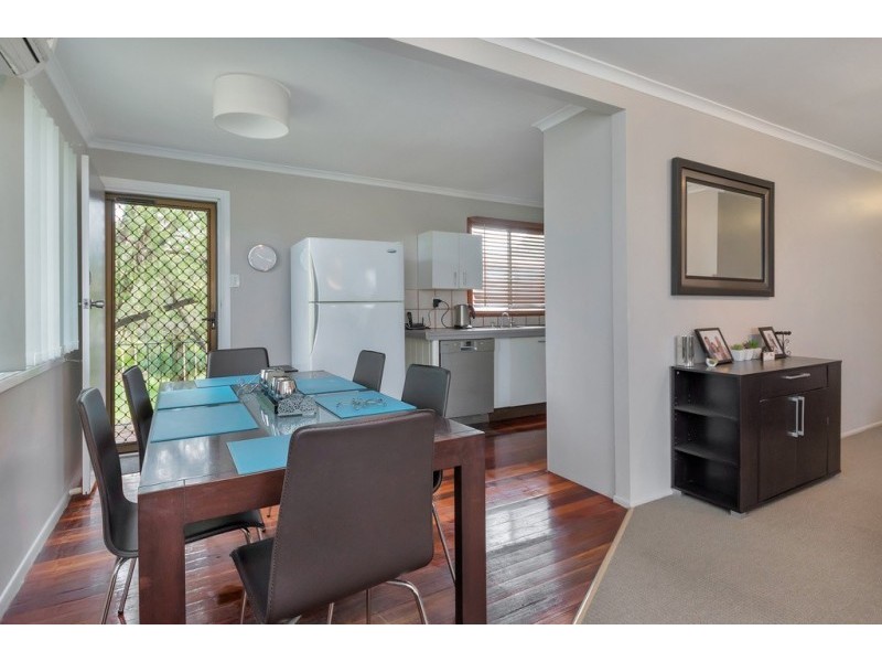 9 Chifley Crescent, Brassall QLD 4305