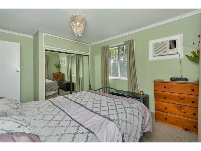 9 Chifley Crescent, Brassall QLD 4305