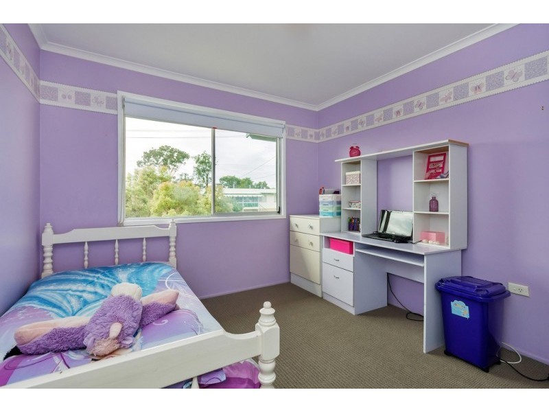 9 Chifley Crescent, Brassall QLD 4305
