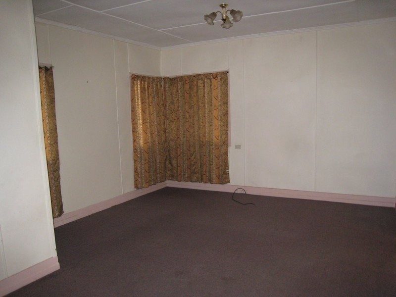 270 Warwick Road, Churchill QLD 4305