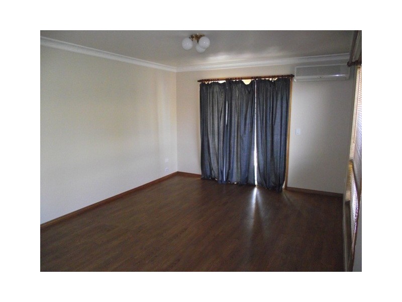 19 Arabian Close, Yamanto QLD 4305
