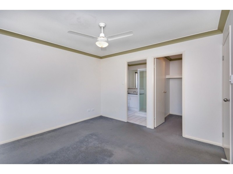 25 Banksia Drive, Raceview QLD 4305