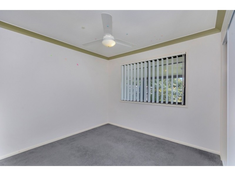 25 Banksia Drive, Raceview QLD 4305