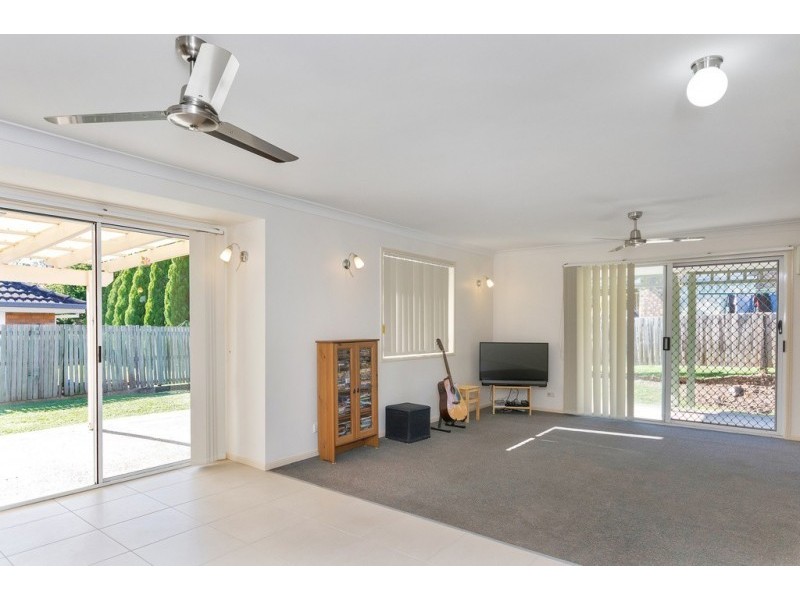 38 Elmhurst Crescent, Flinders View QLD 4305