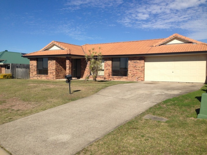 18 Sandhurst Place, Brassall QLD 4305