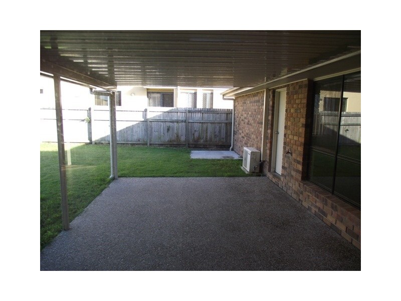 18 Sandhurst Place, Brassall QLD 4305